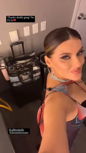 Nelly Furtado OnlyFans Leaked Free Thumbnail Picture - #5Oxe21xuTG