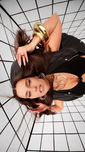 Nelly Furtado OnlyFans Leaked Free Thumbnail Picture - #9G31XqWRJy