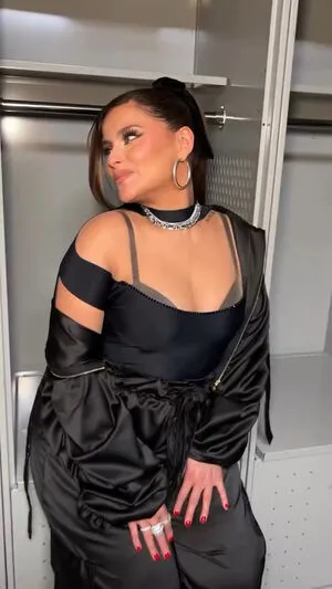 Nelly Furtado OnlyFans Leaked Free Thumbnail Picture - #azoPdcvtEN