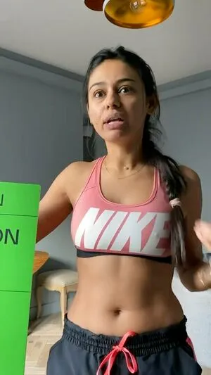 Nelufar Hedayat OnlyFans Leaked Free Thumbnail Picture - #iGdDW6AC2X