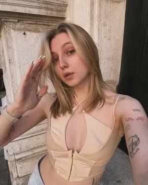 Nensi Mur OnlyFans Leaked Free Thumbnail Picture - #x8bFwYeAzK