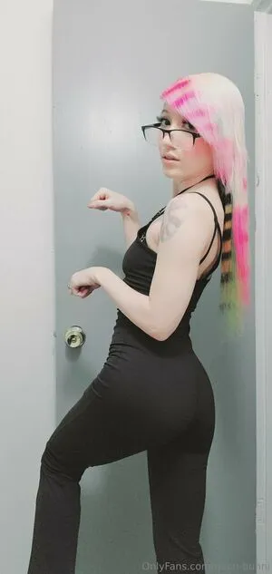 Neon Bunni OnlyFans Leaked Free Thumbnail Picture - #zNwSskEDAU