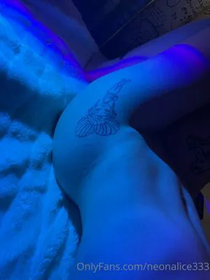 Neonalice333 OnlyFans Leaked Free Thumbnail Picture - #3bEcNV52ds
