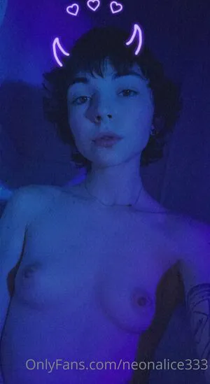 Neonalice333 OnlyFans Leaked Free Thumbnail Picture - #ABHeBGrXpq