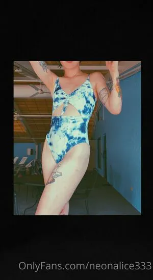 Neonalice333 OnlyFans Leaked Free Thumbnail Picture - #Vnp8krWMdQ