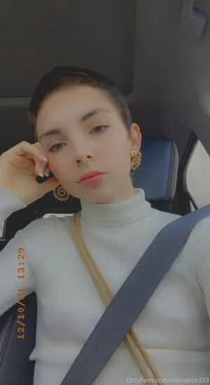 Neonalice333 OnlyFans Leaked Free Thumbnail Picture - #cP4iKApzhk