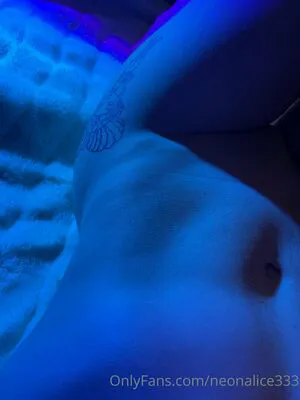 Neonalice333 OnlyFans Leaked Free Thumbnail Picture - #gq1ksuy5Hj