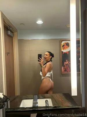 Nerdybabe18 OnlyFans Leaked Free Thumbnail Picture - #fejwSAPCdn