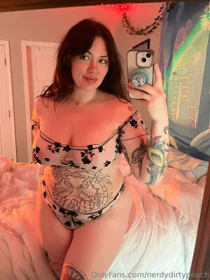 Nerdydirtypeach OnlyFans Leaked Free Thumbnail Picture - #GzzMXHYcLT