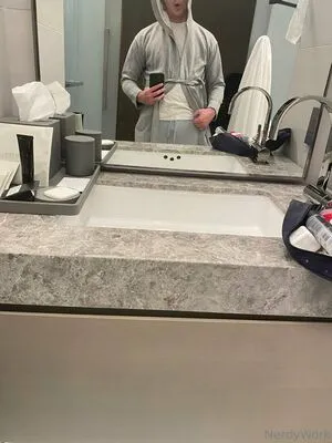 Nerdywork OnlyFans Leaked Free Thumbnail Picture - #2Uedx07agy