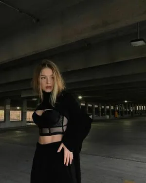 Nerushimav OnlyFans Leaked Free Thumbnail Picture - #R0OsmSsnws