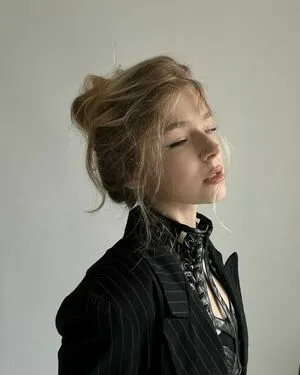 Nerushimav OnlyFans Leaked Free Thumbnail Picture - #SINc2I3fLI