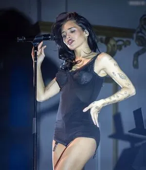 Nessa Barrett OnlyFans Leaked Free Thumbnail Picture - #F5Nj2jjagC