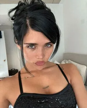 Nessa Barrett OnlyFans Leaked Free Thumbnail Picture - #gfKarhWnce