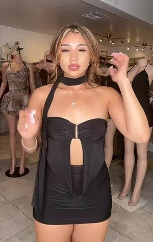 Nessabayybe OnlyFans Leaked Free Thumbnail Picture - #8mW9Abu9P1