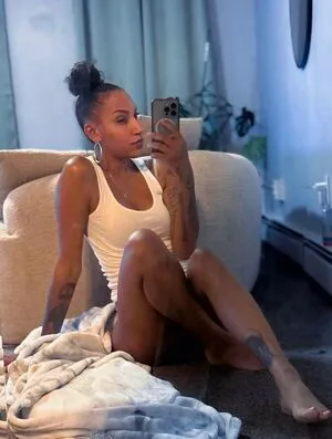 Nessieblaze OnlyFans Leaked Free Thumbnail Picture - #b86Eav1hcz