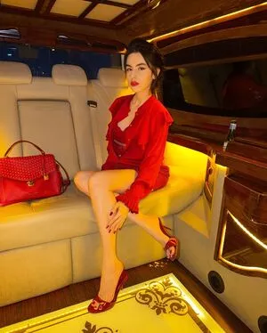 Neva Samanci Gokce OnlyFans Leaked Free Thumbnail Picture - #RDSgBr1yUX