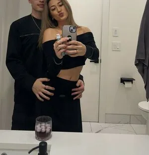 Nevaehmaezee OnlyFans Leaked Free Thumbnail Picture - #FJE7towd3n