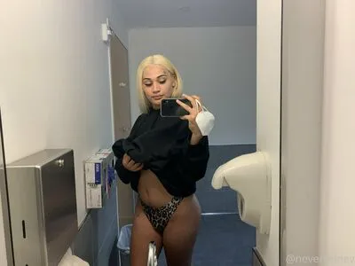 Nevenevnev OnlyFans Leaked Free Thumbnail Picture - #RMqHNz4HaH