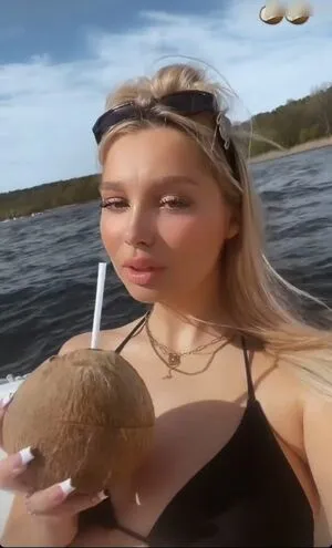 Neverbaby 26 OnlyFans Leaked Free Thumbnail Picture - #8nnaduUSbY