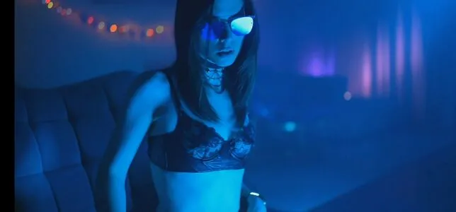 Newchloe18 OnlyFans Leaked Free Thumbnail Picture - #ELgBCf269P