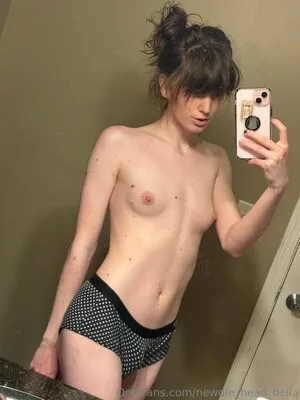 Newdle Head Bella OnlyFans Leaked Free Thumbnail Picture - #UIzhp4rjuy