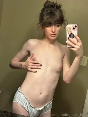 Newdle Head Bella OnlyFans Leaked Free Thumbnail Picture - #uPILmoP9CN