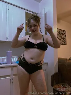 Newfoundbabiefree OnlyFans Leaked Free Thumbnail Picture - #YoZommi0hF