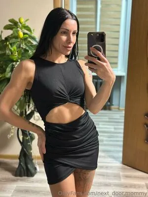 Next Door Mommy OnlyFans Leaked Free Thumbnail Picture - #Iqiu9Mn9mu