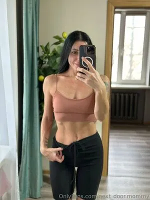 Next Door Mommy OnlyFans Leaked Free Thumbnail Picture - #Ja0CrNMp00