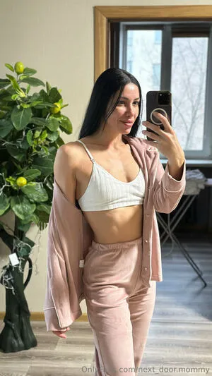 Next Door Mommy OnlyFans Leaked Free Thumbnail Picture - #xqWcuUt5u8