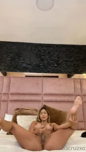 Nia Cruz OnlyFans Leaked Free Thumbnail Picture - #1VAqEjfICO