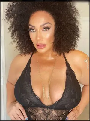 Nia Jax OnlyFans Leaked Free Thumbnail Picture - #0X5ukFHC2t