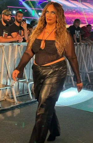 Nia Jax OnlyFans Leaked Free Thumbnail Picture - #F8qxAeXoD4