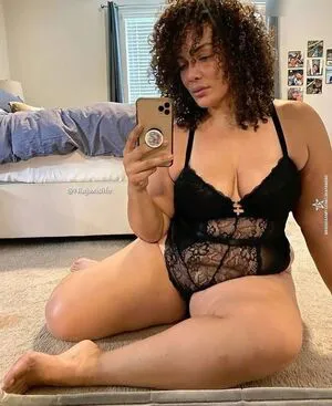 Nia Jax OnlyFans Leaked Free Thumbnail Picture - #Fqei3k1cc5