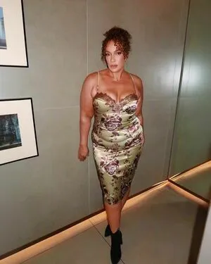 Nia Jax OnlyFans Leaked Free Thumbnail Picture - #RSwgD1xRah