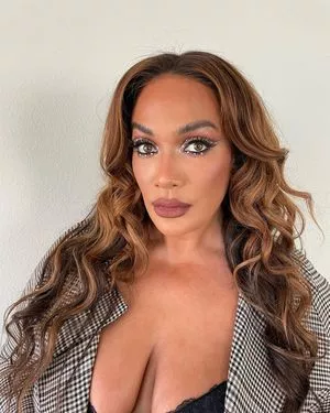 Nia Jax OnlyFans Leaked Free Thumbnail Picture - #TX2ENWbcSG