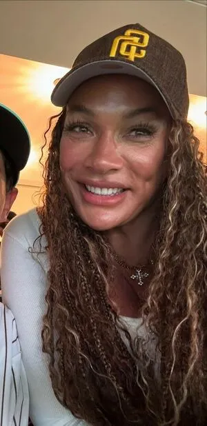 Nia Jax OnlyFans Leaked Free Thumbnail Picture - #bY95XE1Rm1