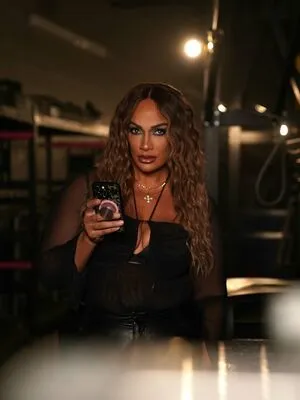 Nia Jax OnlyFans Leaked Free Thumbnail Picture - #gSIbAt10b1