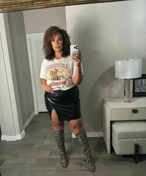 Nia Jax OnlyFans Leaked Free Thumbnail Picture - #nKZjg8eHqA