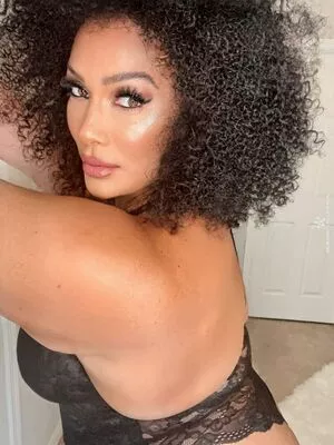 Nia Jax OnlyFans Leaked Free Thumbnail Picture - #wmeXE8sgA0