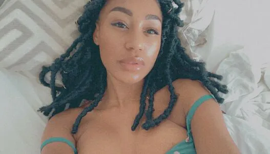 Nia Simone OnlyFans Leaked Free Thumbnail Picture - #AbIBVxDkmP