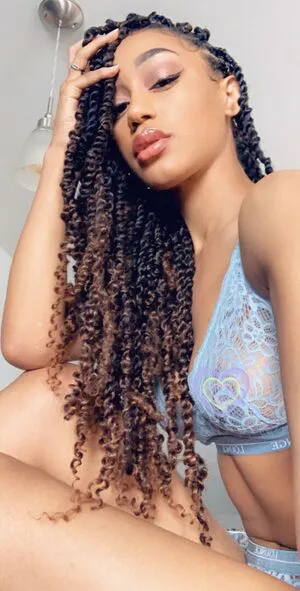 Nia Simone OnlyFans Leaked Free Thumbnail Picture - #FcJZyaKoyk