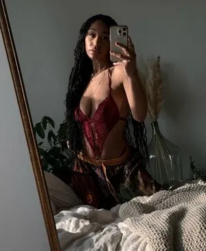 Nia Simone OnlyFans Leaked Free Thumbnail Picture - #H9j7XdWcPN
