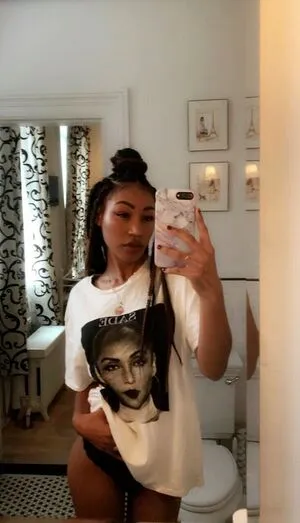 Nia Simone OnlyFans Leaked Free Thumbnail Picture - #RVYb5HZ4wO