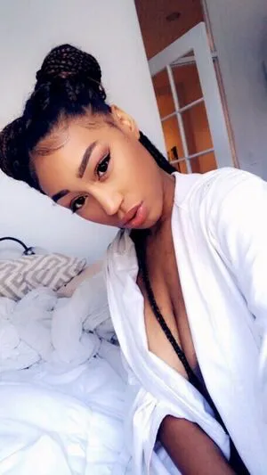 Nia Simone OnlyFans Leaked Free Thumbnail Picture - #dghCzW7EjI