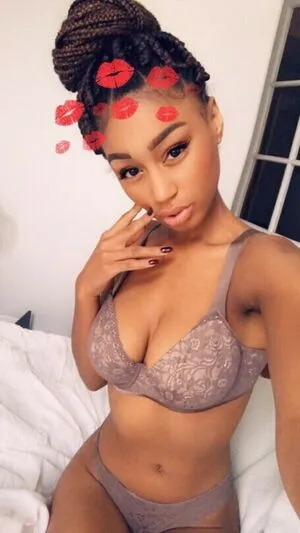 Nia Simone OnlyFans Leaked Free Thumbnail Picture - #gfT6rO5g9o