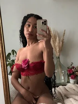 Nia Simone OnlyFans Leaked Free Thumbnail Picture - #h1rCemd2lk