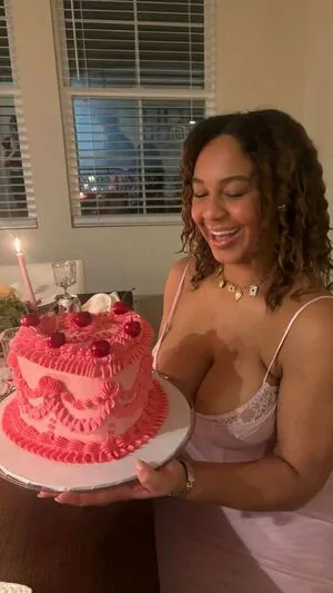 Nia Sioux OnlyFans Leaked Free Thumbnail Picture - #BmpXT6Px8p