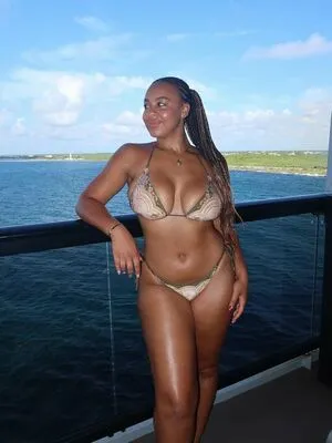 Nia Sioux OnlyFans Leaked Free Thumbnail Picture - #S0deUQKBbi